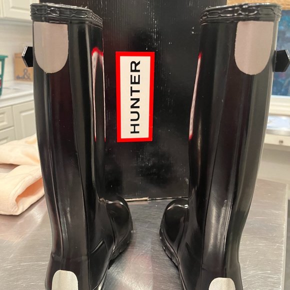 Hunter Black Gloss Rainboots - Picture 4 of 5
